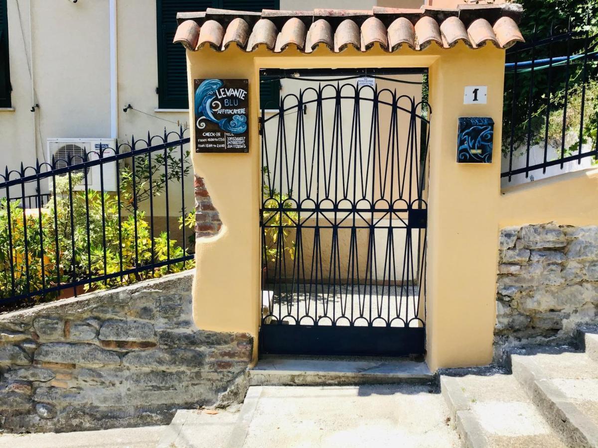 Levante Blu Специя Екстериор снимка