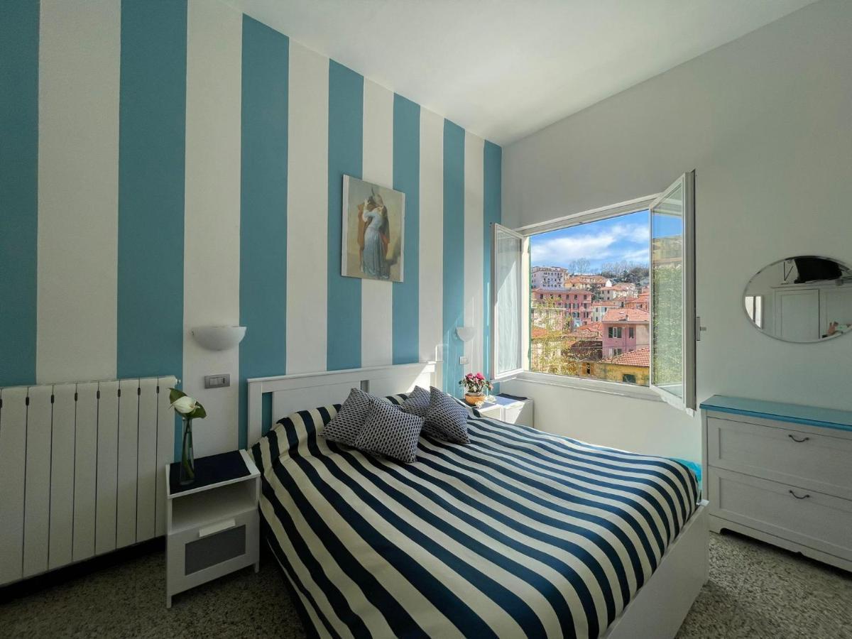 Levante Blu Специя Стая снимка