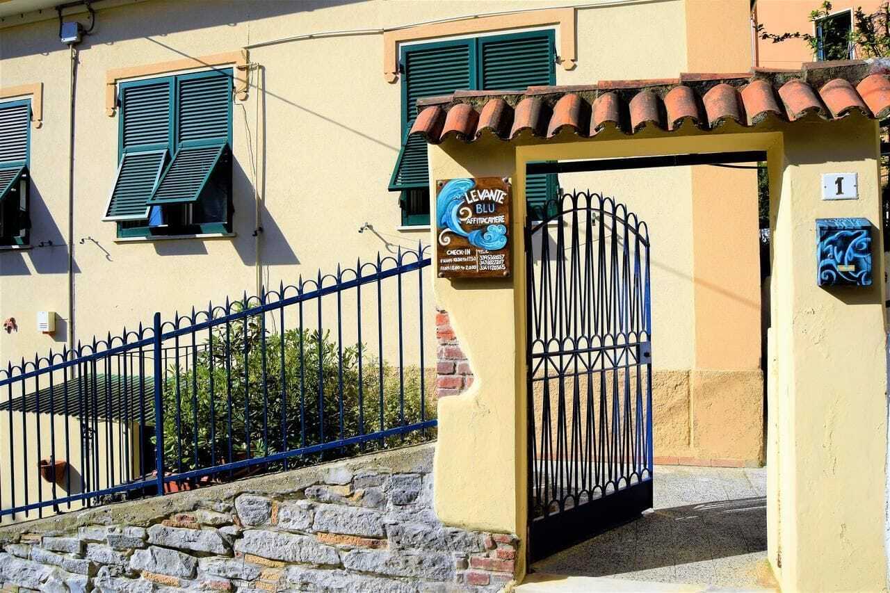 Levante Blu Специя Екстериор снимка