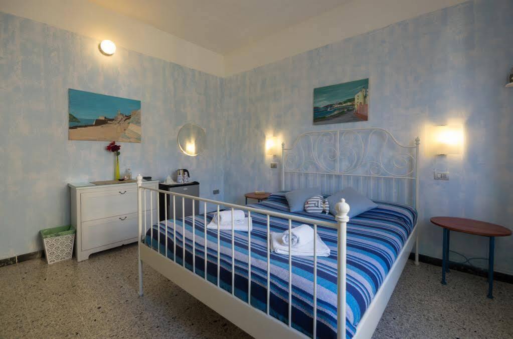 Levante Blu Специя Екстериор снимка